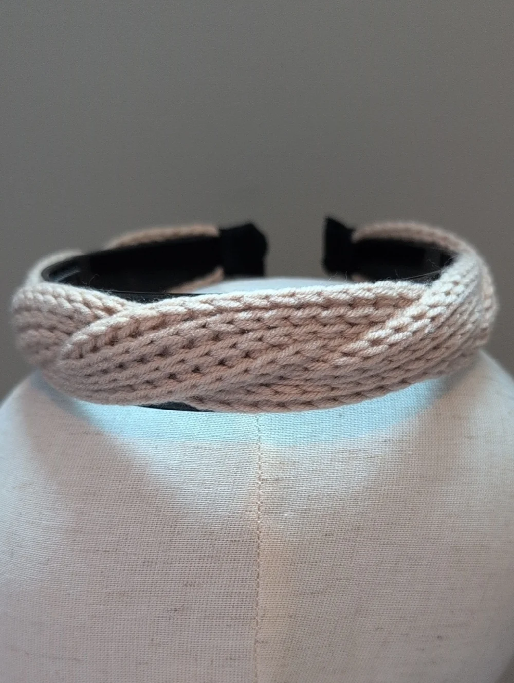 Knitted Twist Tan and Black Headband